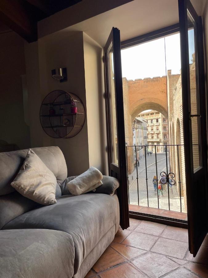 Ferienwohnung Sleep In Historic Puerta Elvira Granada Exterior foto